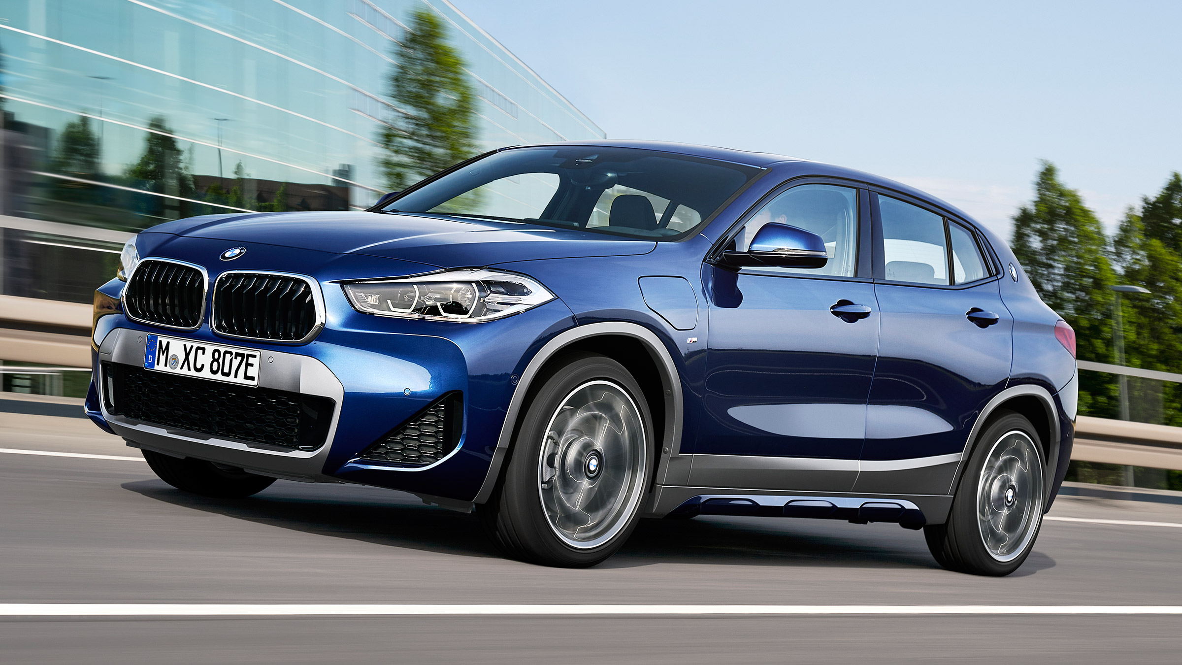 New BMW X2 xDrive25e plug-in hybrid priced from £37,885 